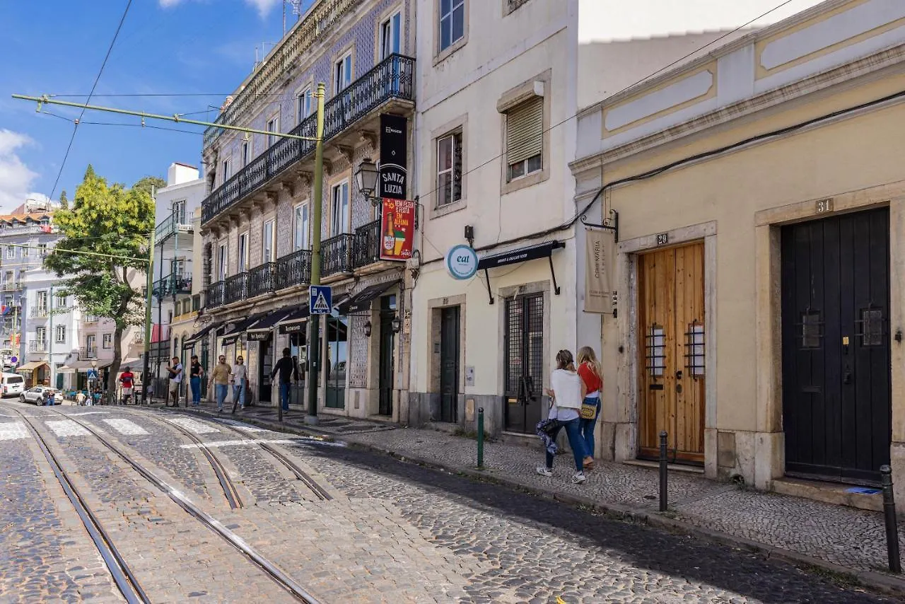 Alfama 2Bdr Duplex Apartment W/ Balcony By Lovelystay Lisbon