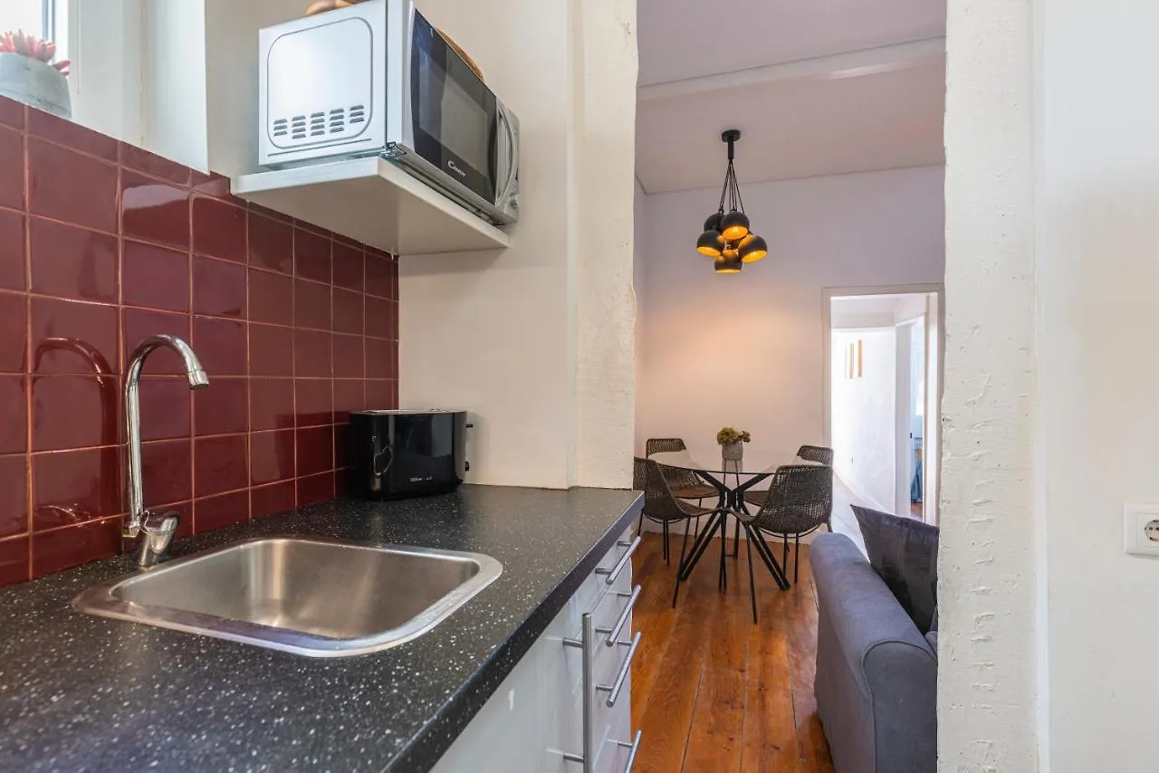 Alfama 2Bdr Duplex Apartment W/ Balcony By Lovelystay Lisbon Portugal